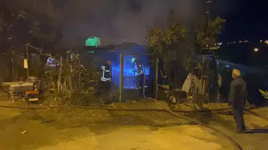 Mersin’de Petrol İstasyonunun Yanı Başında Yangın Paniği!